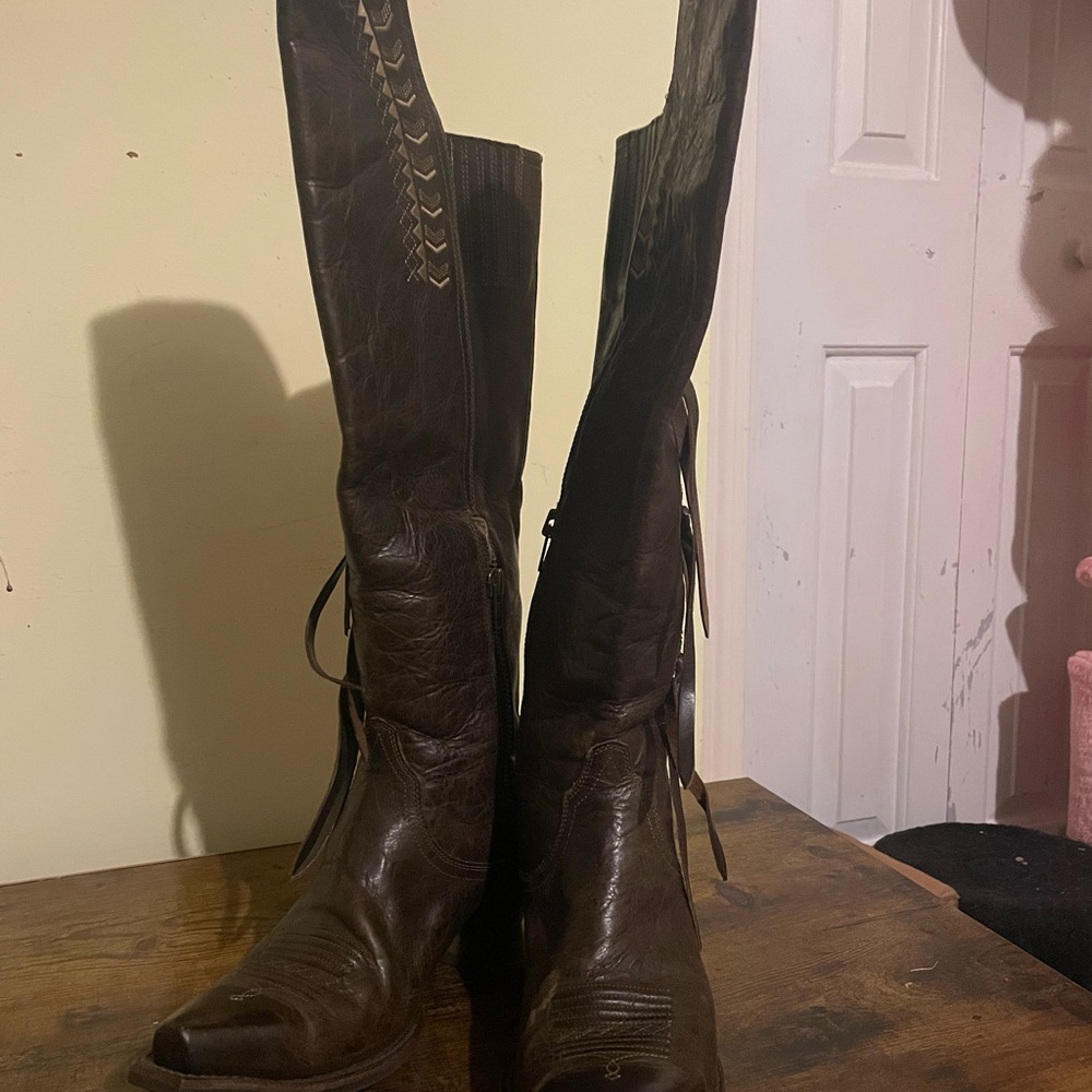 Ariat TALLULAH Brown Leather Boots, size 7.5 women’s